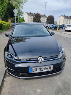 Bild des Angebotes VW e-Golf WÄRMEPUMPE, CCS, NAVI, KAMERA, LEDER