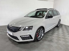 Bild des Angebotes Skoda Octavia Combi 2.0 TDI DSG RS 4x4 KeyGo PANO AHK 135 kW...