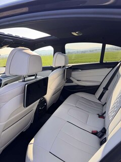 Bild des Angebotes BMW 545 545e xDrive Aut. M Sport *INDIVIDUAL*