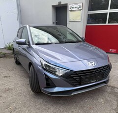 Bild des Angebotes Hyundai i20 Pure,Klimatronic,Kamera,8xBereifung,Sitzhzg,Lenkrad Hzg,