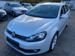 Bild des Angebotes VW Golf Variant Highline el. Panorama Rückfahrkamera AHK PDC