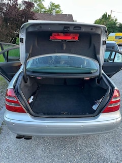 Bild des Angebotes Mercedes-Benz E 220 CDI Automatik Avantgarde