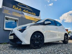 Bild des Angebotes Toyota Aygo x-play.NAVI.RÜCKFAHRKAMERA.USB.1-Hand