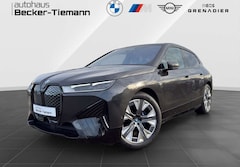 Bild des Angebotes BMW iX xDrive50 Sportpaket/SkyLounge/B&W/AHK/DrivingPro/P