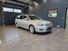 Bild des Angebotes Toyota Avensis Kombi 2.0*XENON*TEMPMT*EINPARKHILFE*SHZ