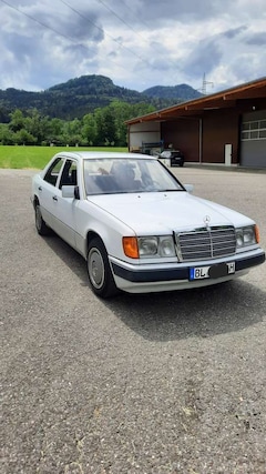 Bild des Angebotes Mercedes-Benz 230
