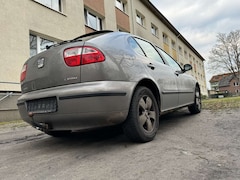 Bild des Angebotes SEAT Leon 1.6 Reference auto alles okey aber ohne TÜV