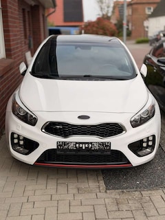 Bild des Angebotes Kia Ceed / cee'd 1.6 T-GDI GT-Track Panorama