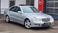 Bild des Angebotes Mercedes-Benz E 280 Avantgarde/XENON/LEDER/NAV//PDC/SHZ/GSD