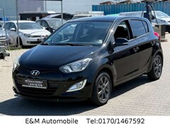 Bild des Angebotes Hyundai i20 5 Star Edition+KLIMA+TEMPOMAT+SITZHEIZUNG
