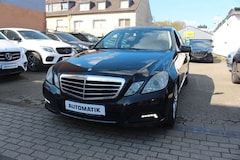 Bild des Angebotes Mercedes-Benz E 220 CDI BlueEfficiency/Navi/Schiebedach/S.Hzn