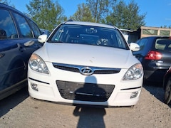 Bild des Angebotes Hyundai i30 i30 1.6 ComfortTÜV NEU 5-2028
