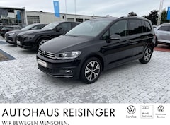Bild des Angebotes VW Touran 1.5 TSI R-Line DSG (NAVI,AHK,RearView,Panorama)
