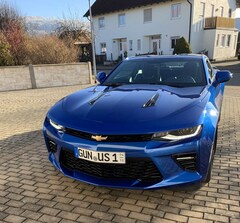 Bild des Angebotes Chevrolet Camaro SS 6.2 V8 AT - Hyperblue metallic - TOP