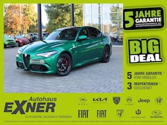 Bild des Angebotes Alfa Romeo Giulia QUADRIFOGLIO *Akrapovic*SPARCO*Carbon*