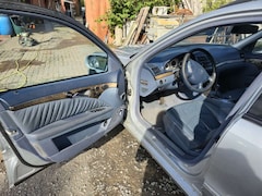 Bild des Angebotes Mercedes-Benz E 500 T 7G-TRONIC Avantgarde