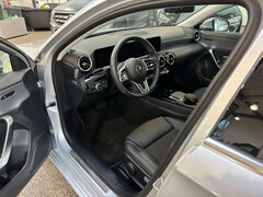 Bild des Angebotes Mercedes-Benz 180 Mercedes-Benz A-Klasse A180 Progressive (Top-Zustand)