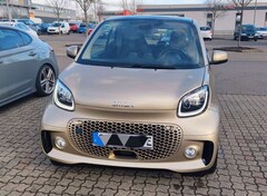 Bild des Angebotes smart forTwo coupe EQ passion