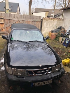 Bild des Angebotes Saab 900 i 16 Cabrio