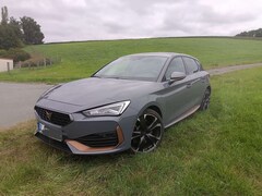 Bild des Angebotes CUPRA Leon Leon 1.4 e-Hybrid (180 kW) DSG/SHZ/NAVI/KEYLESS
