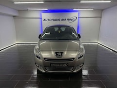 Bild des Angebotes Peugeot 5008 Business-Line Aut 7-SITZ HUD PANO NAV 2xPDC