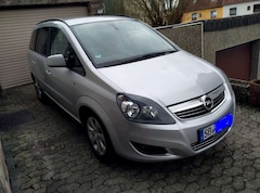 Bild des Angebotes Opel Zafira 1.8l B Family Plus Automatik 7 Sitze