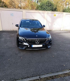 Bild des Angebotes Mercedes-Benz E 220 AMG Line