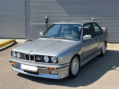 BMW M3 E30