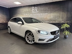 Bild des Angebotes Volvo V60 Kombi T3 R-Design Kinetic Business Sensus