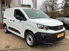 Bild des Angebotes Peugeot Partner 1,5 BLUE HDI / AHK / ALLWETTERREIFEN