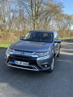 Bild des Angebotes Mitsubishi Outlander 2.0 2WD CVT Diamant