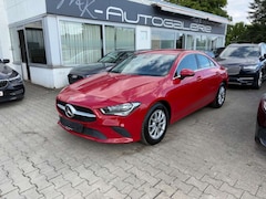 Bild des Angebotes Mercedes-Benz CLA 180 |Neues Modell|1.Hand|orig. 41tkm|T-Leder|