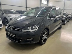 Bild des Angebotes VW Sharan United 7.Sitzre AHK ACC E-Tür Kindersitz