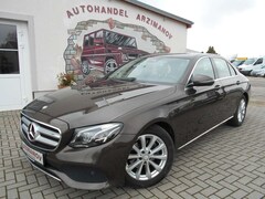 Bild des Angebotes Mercedes-Benz E 200 Avantgarde NAVI/LEDER/LED/KAMAERA