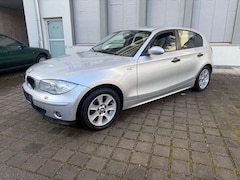 Bild des Angebotes BMW 116 i LIMO-KLIMA-XENON-SERVO-ZV-SHZ-TÜV-NEU
