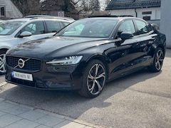 Bild des Angebotes Volvo S60 Lim. Aut. Plus Dark R-Design*PANO*360°*AHK*