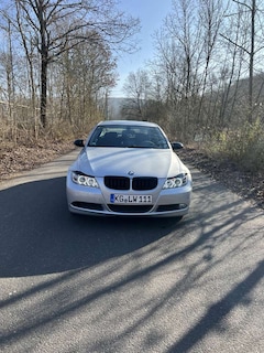 Bild des Angebotes BMW 318 BMW 318i ,,TÜV NEU‘‘