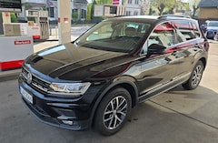 Bild des Angebotes VW Tiguan Comfortline 4Motion Business DSG AHK Navi TOP
