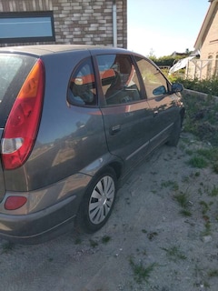 Bild des Angebotes Nissan Almera Tino Almera Tino Acenta