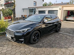Bild des Angebotes Infiniti Q30 2.0t DCT AWD Sport City Black TOP