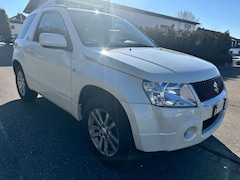 Bild des Angebotes Suzuki Grand Vitara 1,6 Comfort Black & White 4X4