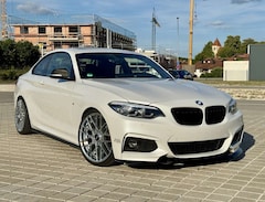 Bild des Angebotes BMW 220 220i LCI Coupe Aut. M Sport LED Alcantara Carbon