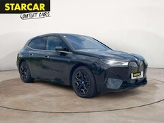 Bild des Angebotes BMW iX xDRIVE40 SPORTPAKET+EDITION ESSENCE+MASSAGE+HUD+22