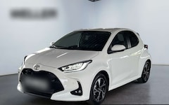 Bild des Angebotes Toyota Yaris Hybrid Teamplayer *ACC*PDC*SHZ*Kessy*