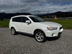 Bild des Angebotes Mitsubishi Outlander 2.2 DI-D 4WD TC-SST Instyle