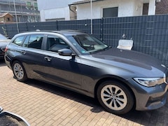 Bild des Angebotes BMW 318 318d Touring Aut. Luxury Line
