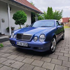 Bild des Angebotes Mercedes-Benz CLK 230 Coupe Kompressor Elegance