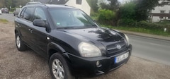 Bild des Angebotes Hyundai TUCSON 2.0 2WD Automatik ,verliert Wasser