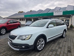 Bild des Angebotes Skoda Superb Combi 2.0 TDI Outdoor 4x4 PANO STAND