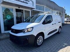 Bild des Angebotes Peugeot Partner PARTNER PREMIUM L2/AHK/STANDHZG./REGAL/NAVI